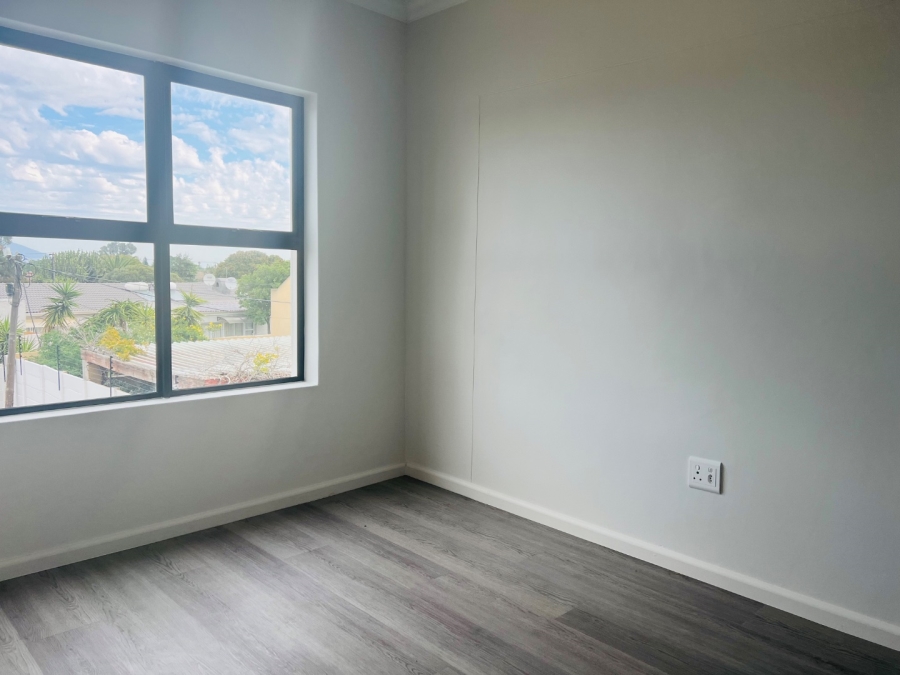 2 Bedroom Property for Sale in Table View Western Cape